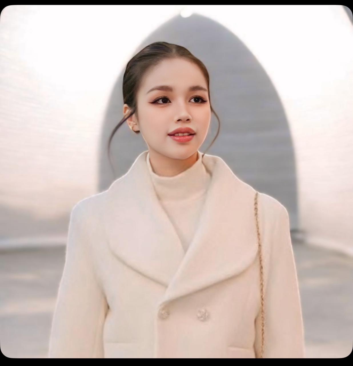 Ms. Mỹ Uyên